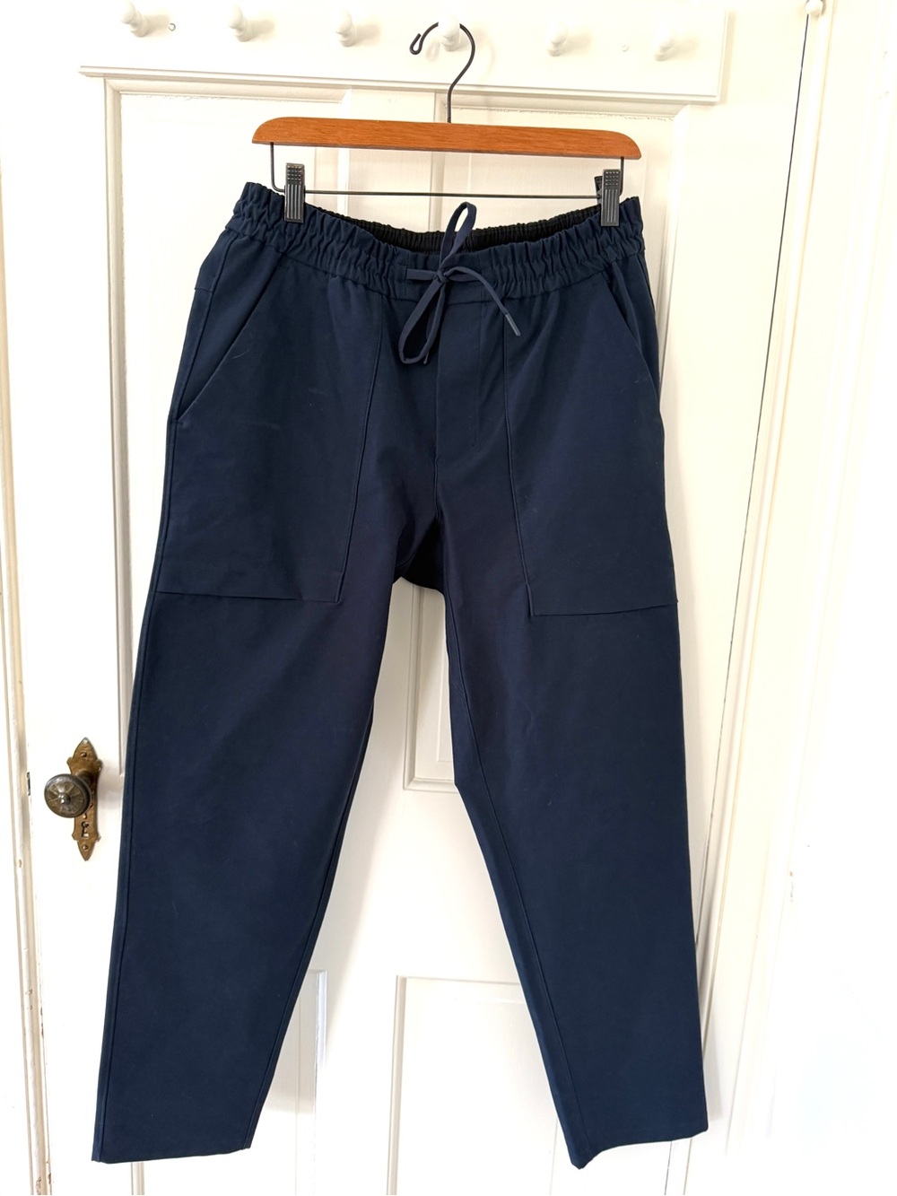 Lululemon Bowline Pant, size large - Picture 1 of 3